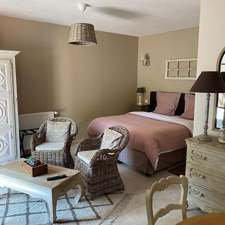 Chambres D Hotes La Suite Du 12 Brie  Eksteriør billede
