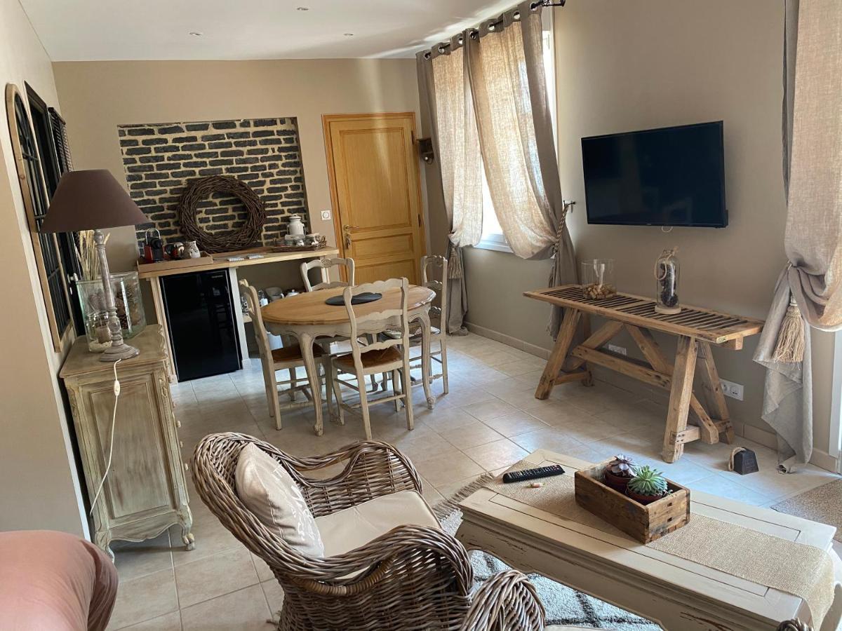 Chambres D Hotes La Suite Du 12 Brie  Eksteriør billede