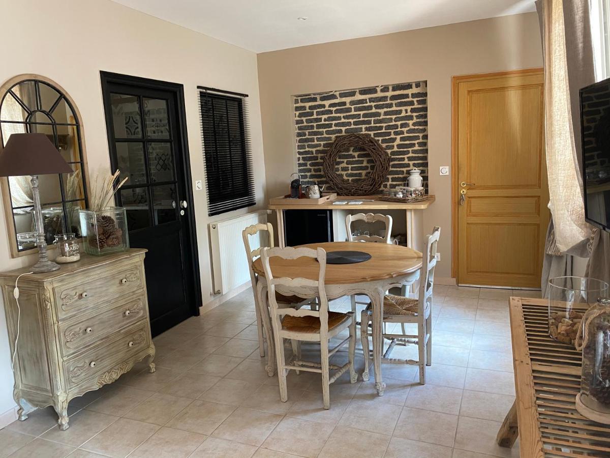 Chambres D Hotes La Suite Du 12 Brie  Eksteriør billede