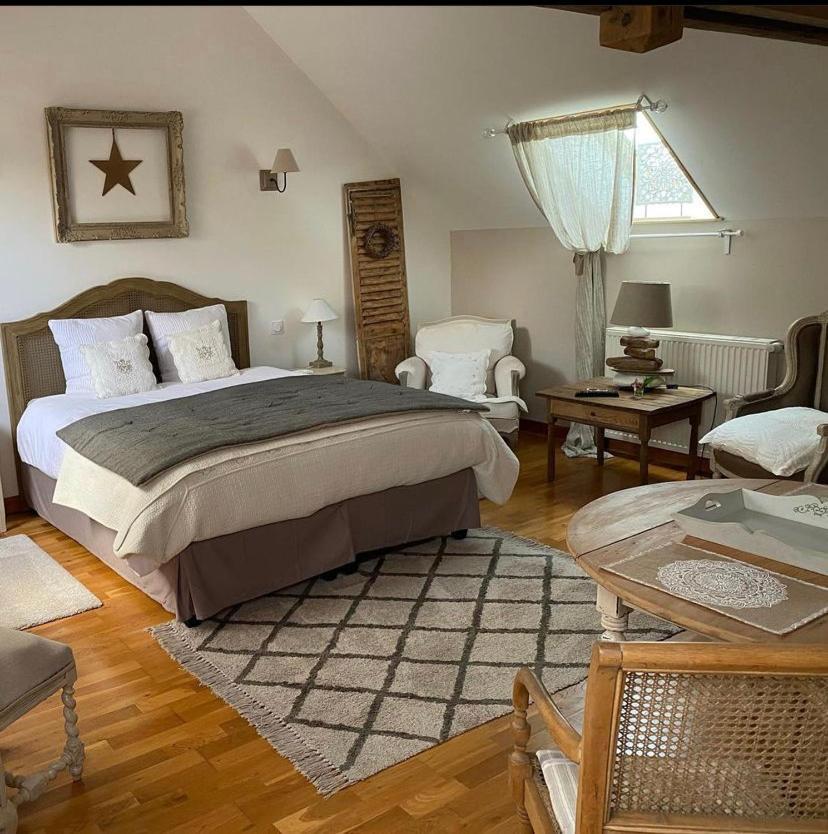 Chambres D Hotes La Suite Du 12 Brie  Eksteriør billede